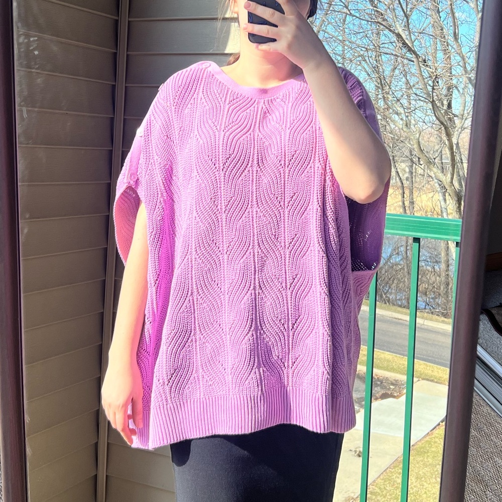 🆕 Lilac Knit openwork Vest/Sweater size M/L 57% cotton 43% polyester